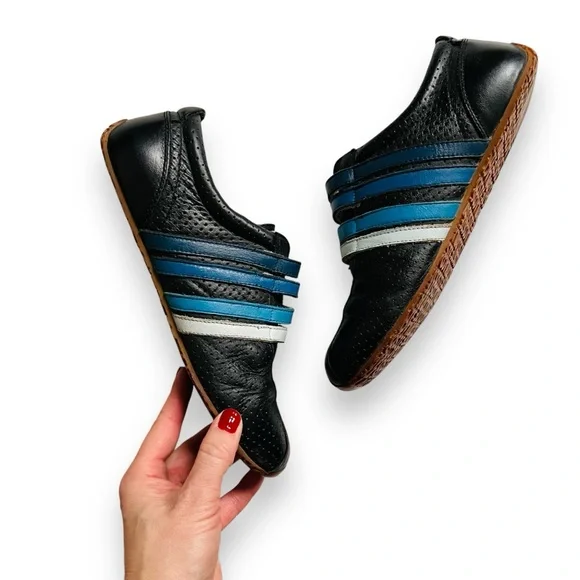 LACOSTE Mystere Punched Striped Velcro Leather Sneaker Black Blue Sz 5.5 US/ 36 - Picture 6 of 13